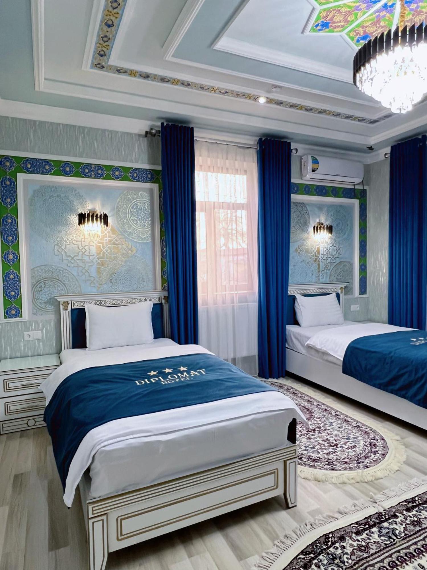 Diplomat Premium Hotel Samarkand Exterior photo