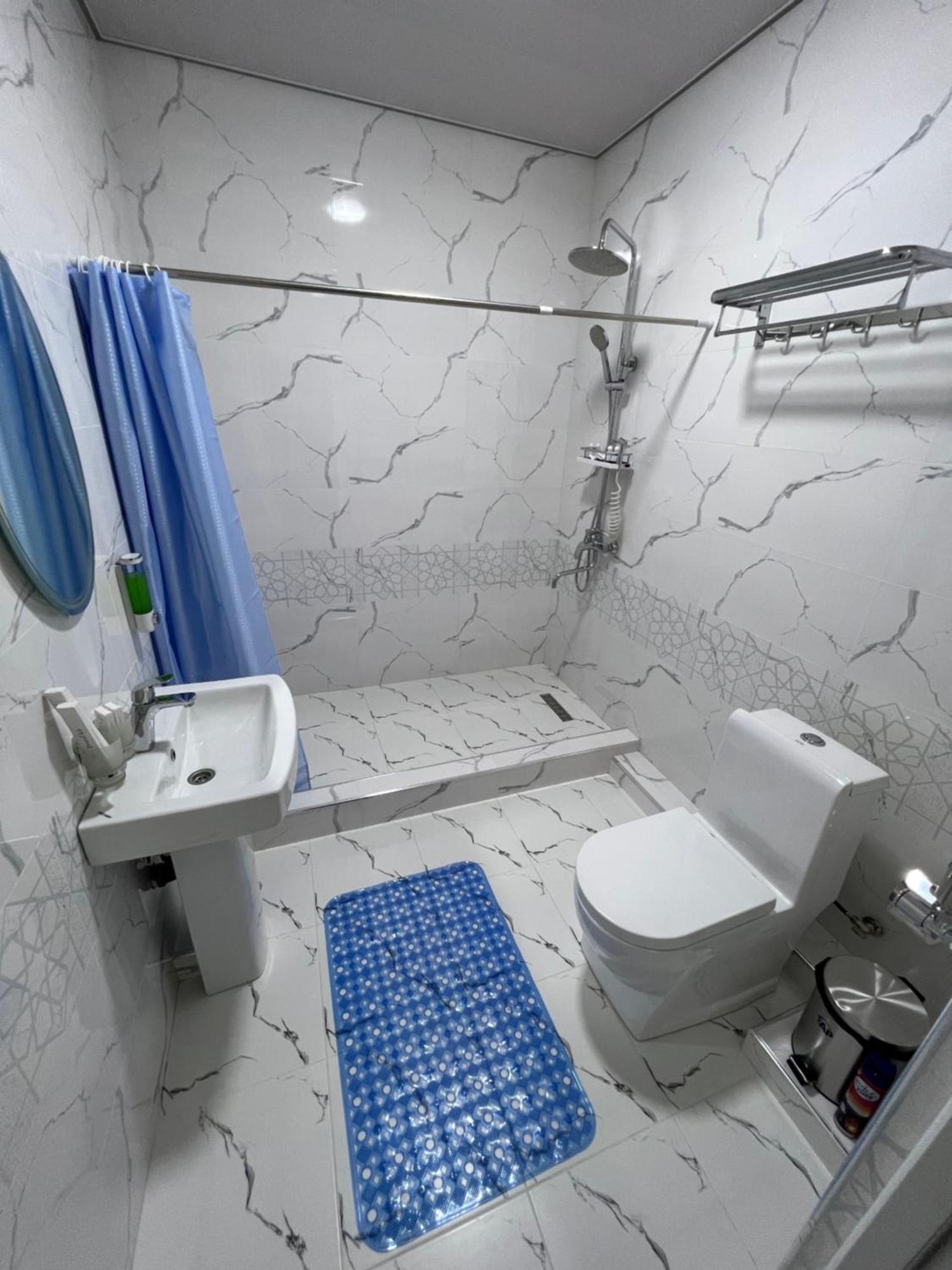 Diplomat Premium Hotel Samarkand Exterior photo